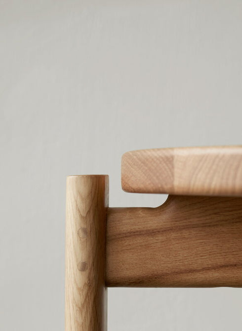 Passage Bar Stool / 75cm